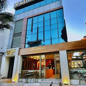 Luis 3*, İzmir Turquie